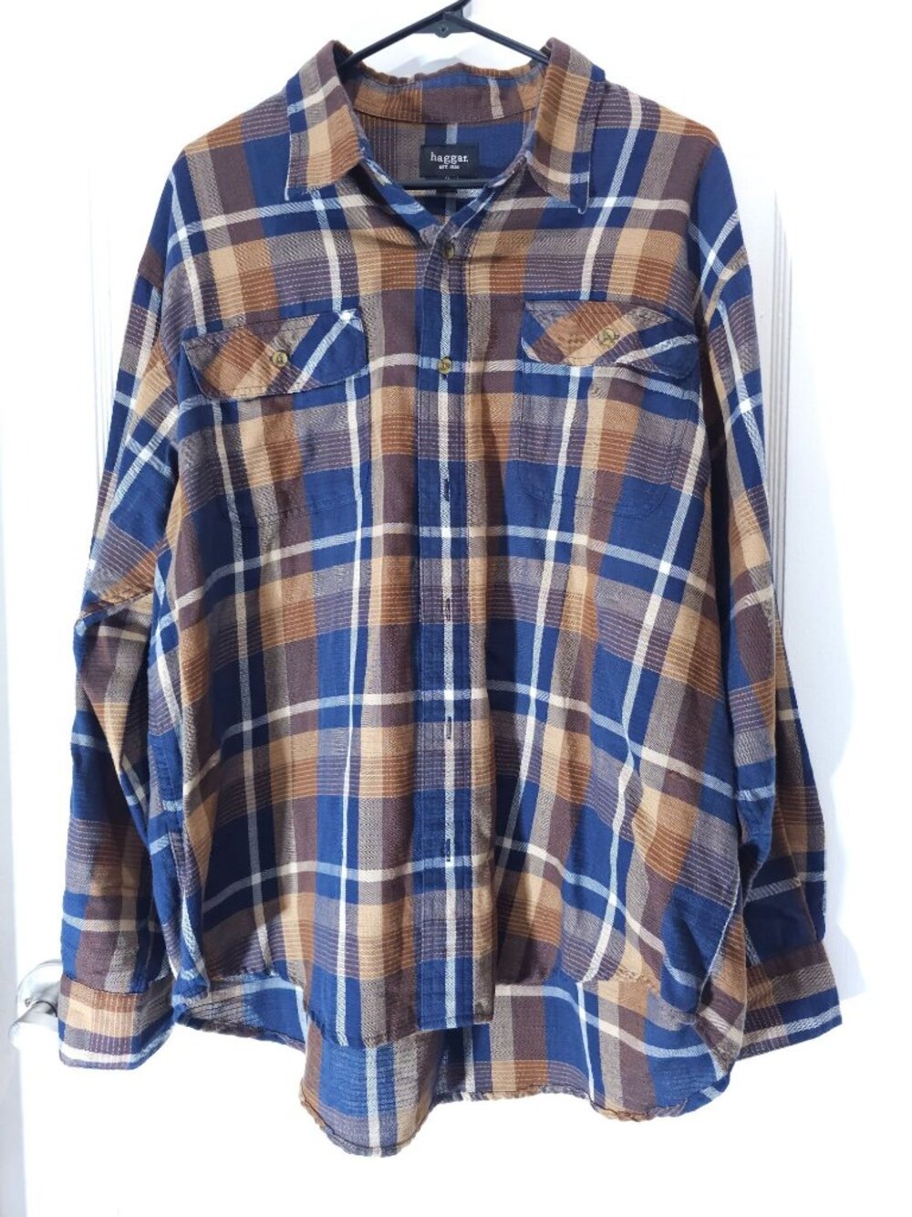 Haggar Men's Blue & Brown Plaid Button-Up Shirt With Chest Pockets Long Sleeve S